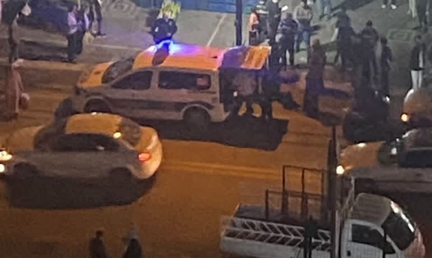 Ankara'da manav esnafı arasında yaşanan sopalı kavga anbean kaydedildi