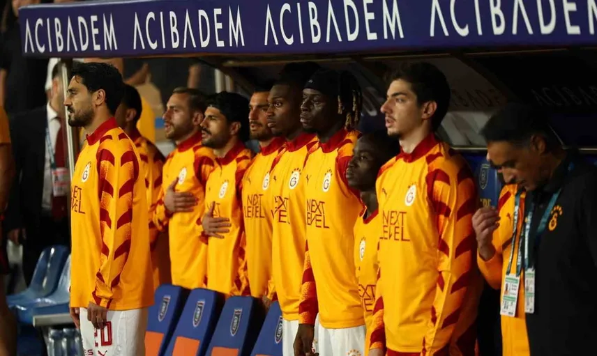 Başakşehir ve Galatasaray golsüz eşitlikle maça başladı