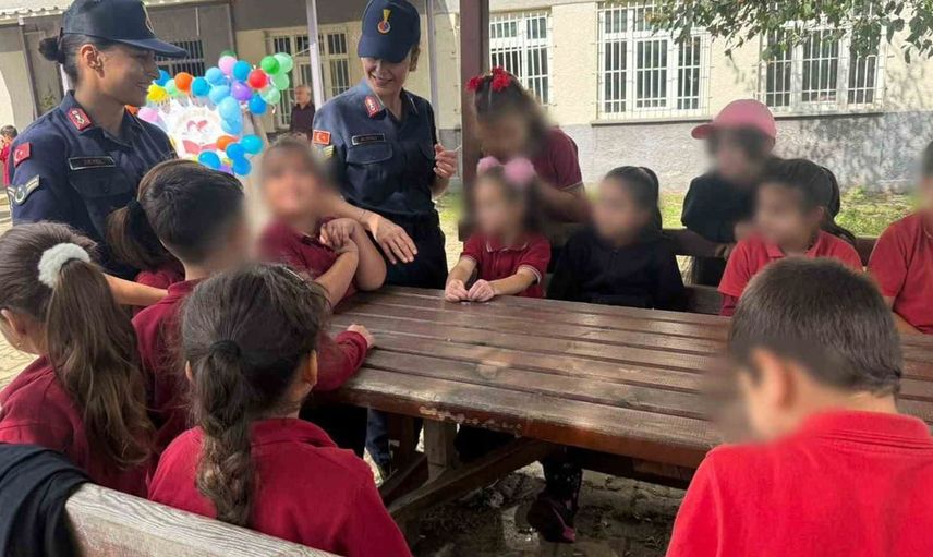 Düzce jandarması öğrencilere güvenlik bilinci aşılıyor