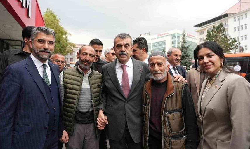 Milli Eğitim Bakanı Tekin muhalefeti sert sözlerle eleştirdi