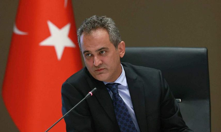 12. sınıflarda devamsızlıktan sınıfta kalma var mı? Son dakika! Milli Eğitim Bakanı Özer sınıfta kalma kararını duyurdu!