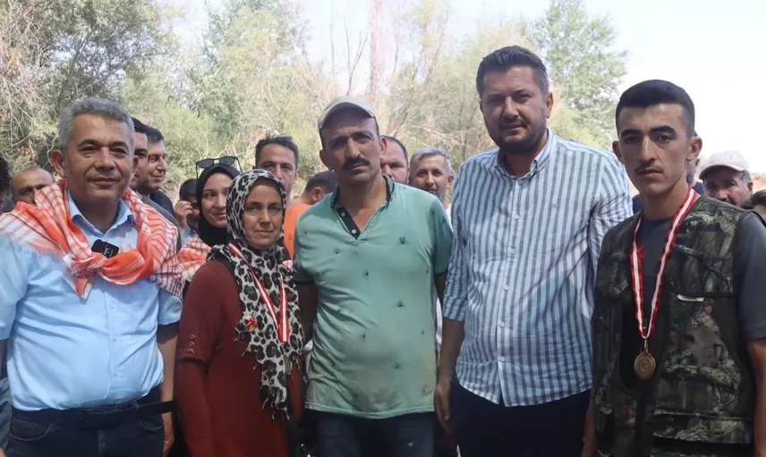 Denizli’de 853 yıllık geleneğin ödülü hasta bir çocuğa bağışlandı