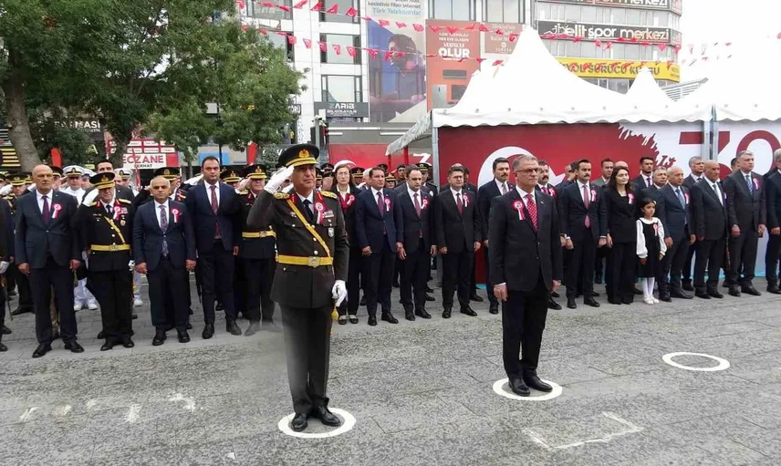 Van'da 30 Ağustos Zafer Bayramı coşkuyla kutlandı