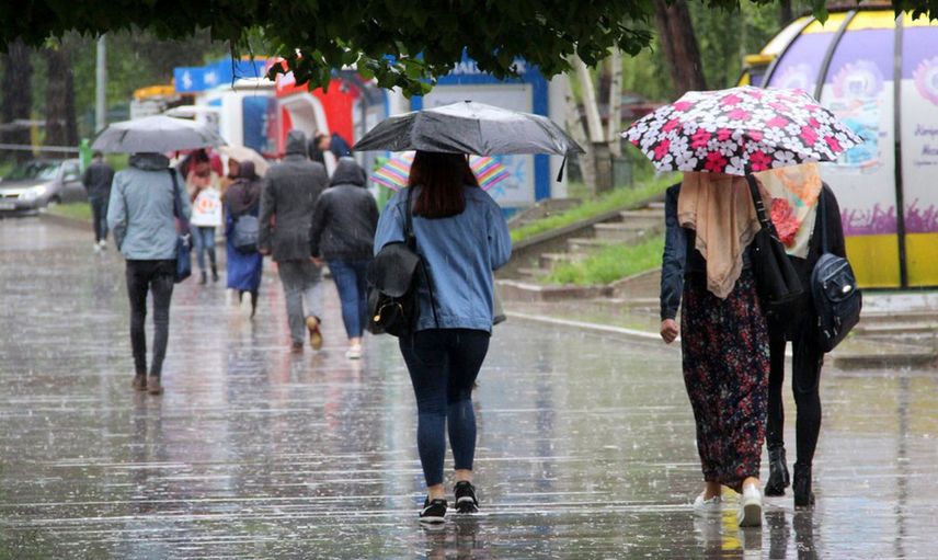 13 Ağustos 2022 hava durumu nasıl olacak? Meteorolojiden kritik uyarı: Gök gürültülü sağanak yağış geliyor!