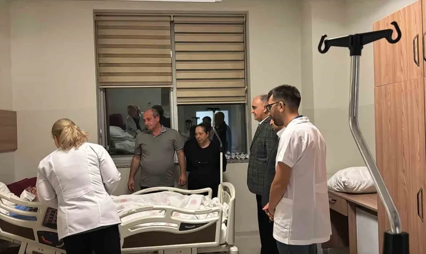 Manisa Valisi yapılan ziyaretle yaralılara moral verdi