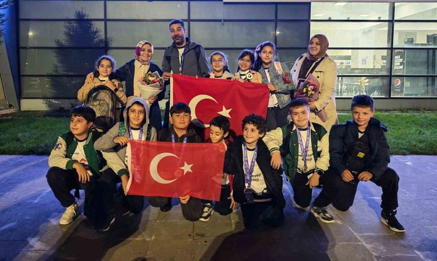 Muşlu öğrenciler uluslararası robotik yarışmada başarıdan başarıya koştu