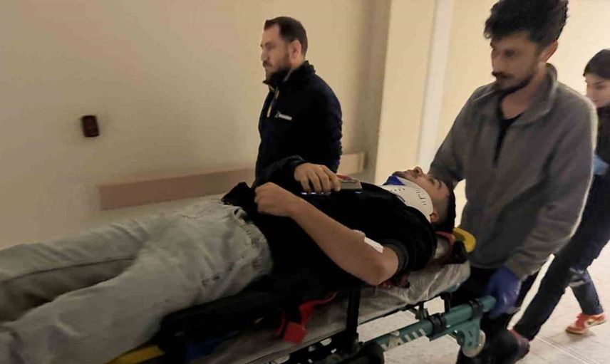 Adıyaman'da motosiklet ile otomobil çarpıştı: yaralı var
