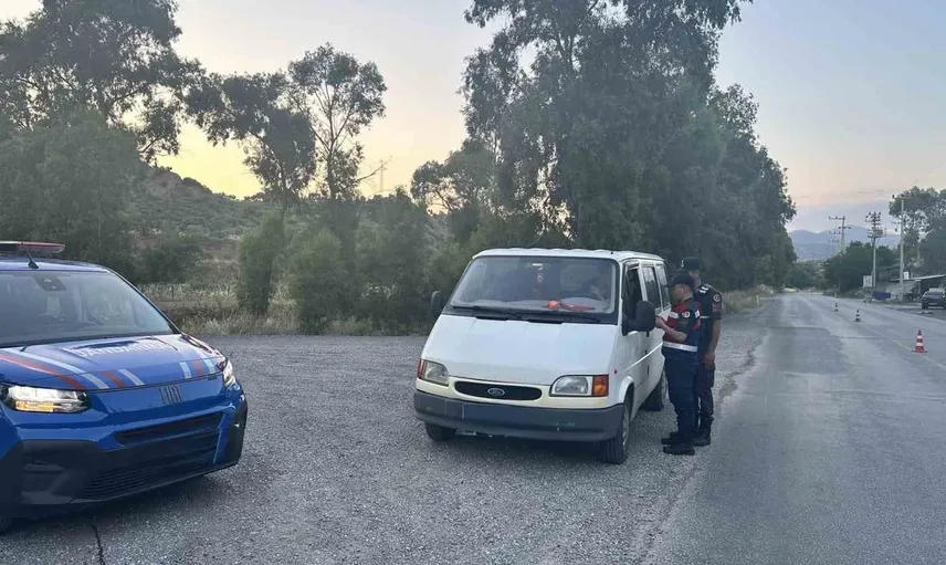 Aydın'da jandarma operasyonu: 27 aranan kişi adalete teslim edildi