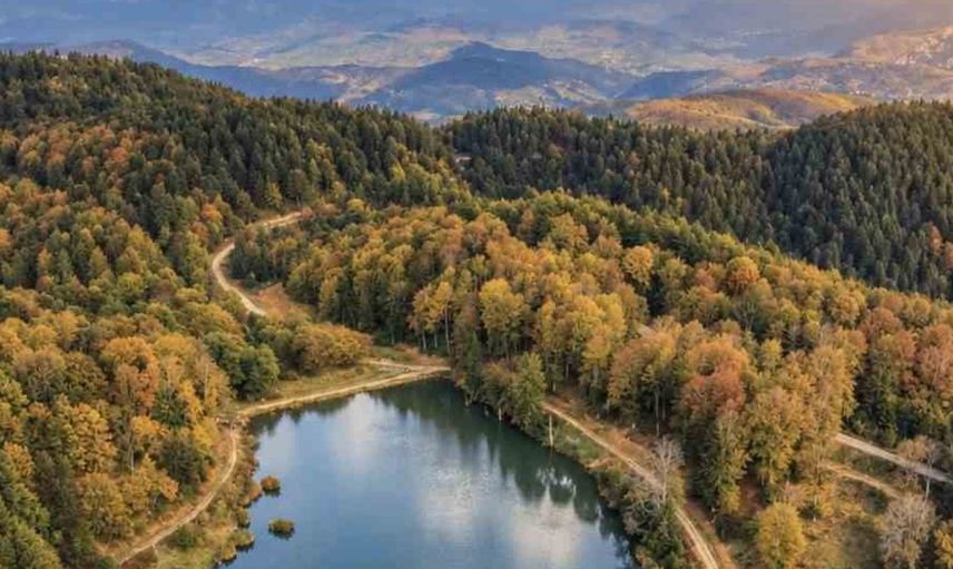 Karabük ormanlarında sonbaharın renk cümbüşü: Dron görüntüleri etkileyici