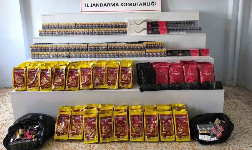 Şanlıurfa'da düzenlenen kaçakçılık operasyonunda 16 kişi gözaltına alındı