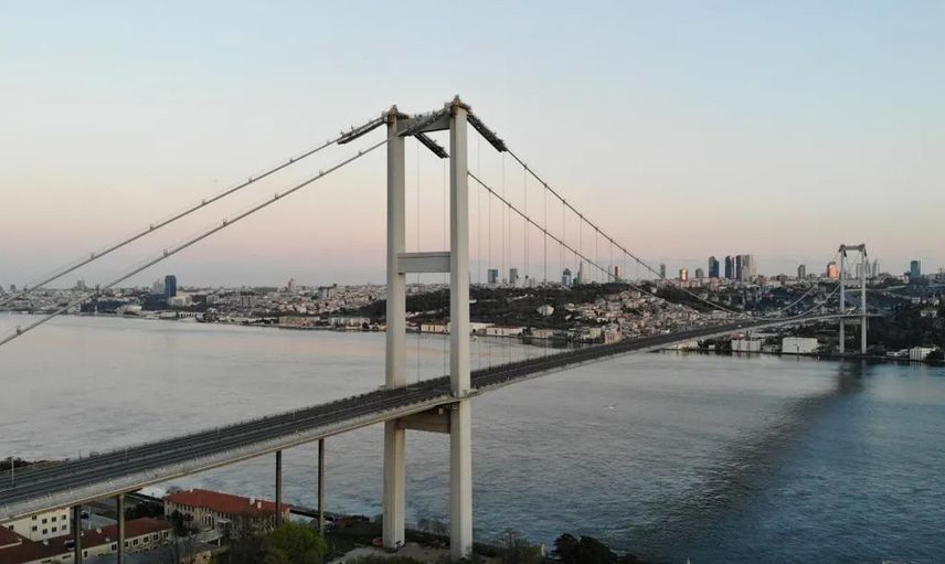 15 Temmuz Şehitler Köprüsü'nde zincirleme kaza: Trafiği felç etti!