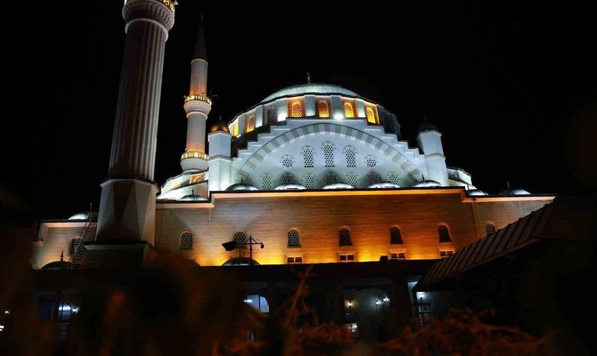 15 Temmuz’un 10. yıl dönümünde Elazığ’da camilerde sela okundu