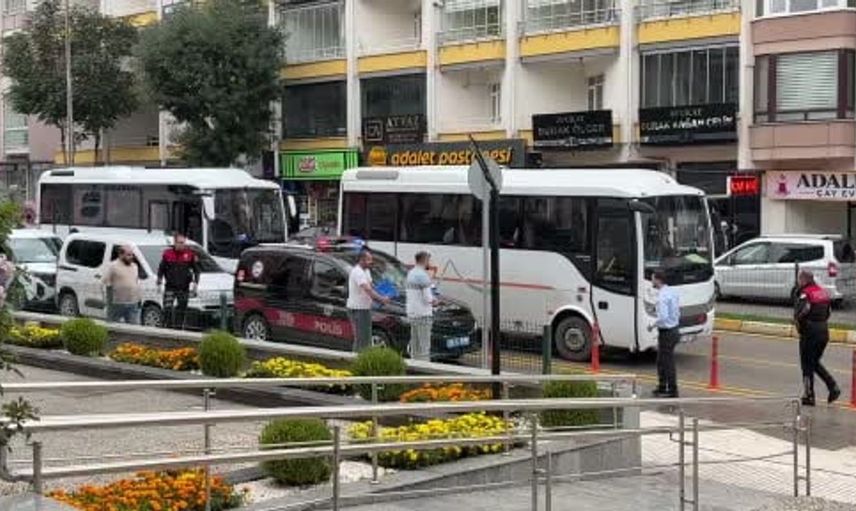 İnternetten araç satanları hedef alan dolandırıcılara operasyon: 18 gözaltı