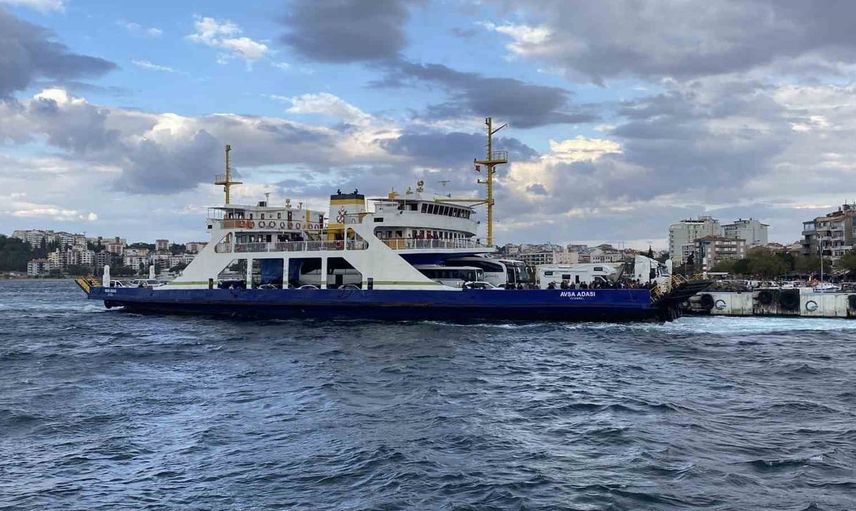 Olumsuz hava koşulları Bozcaada ve Gökçeada feribot seferlerini etkiledi