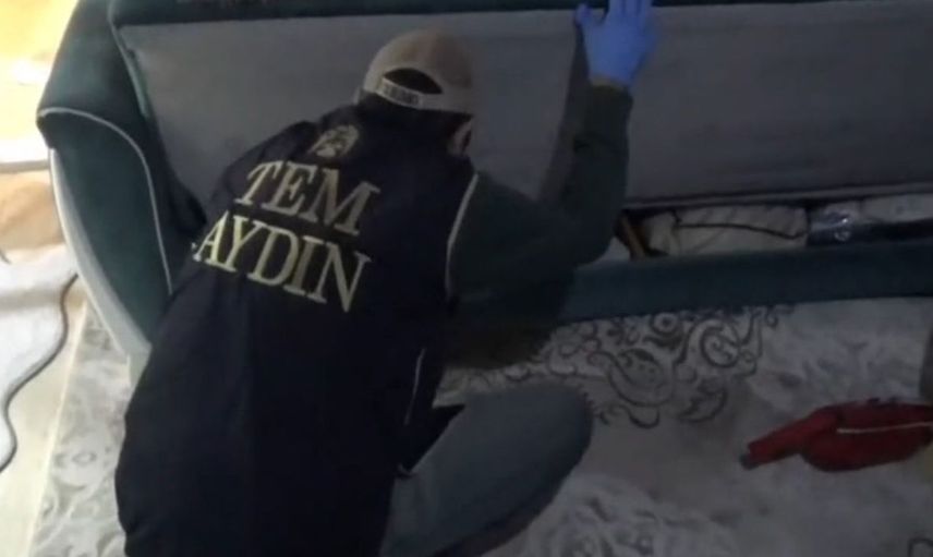 Aydın'da terör örgütü operasyonu: Üç kişi gözaltına alındı