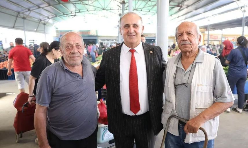 İncirliova'da Başkan kaya, pazardaki esnaf ve vatandaşlarla buluştu