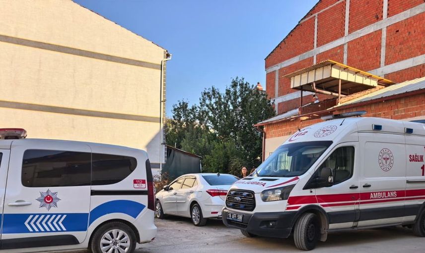İnegöl'de evinde hareketsiz bulunan 63 yaşındaki adamın ölümüyle ilgili soruşturma başlatıldı