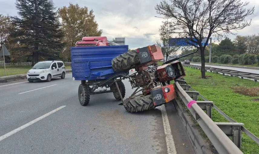 Eskişehir'de traktör devrildi, sürücü hafif yaralandı