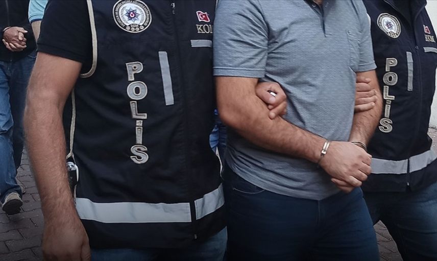 17 ilde FETÖ operasyonu: Emniyet mahrem yapılanmasına darbe