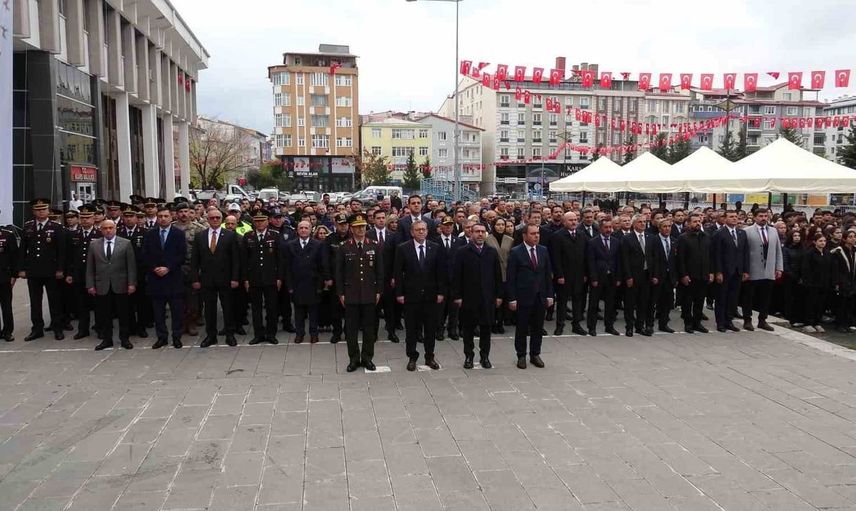 Kars’ın kurtuluş yıldönümü coşkuyla kutlandı
