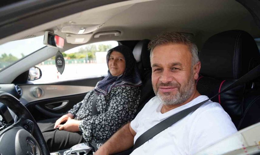 Kapıkule’den yurda giriş yapan gurbetçiler: bayrağı görünce bütün yorgunluğumuz geçiyor