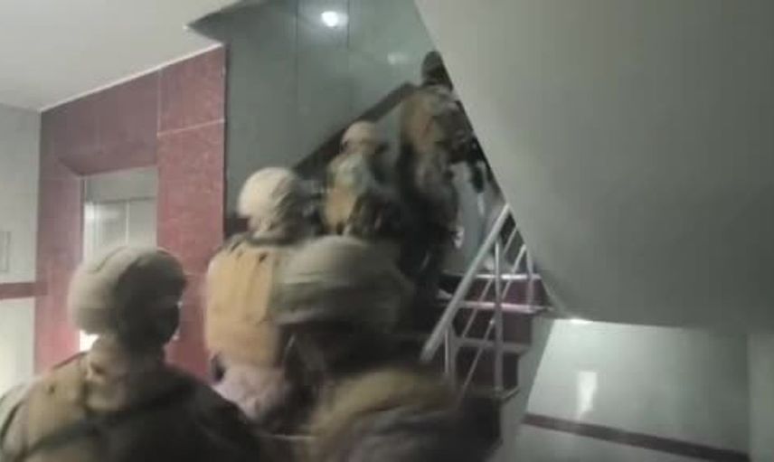 İstanbul'da uluslararası dolandırıcılık şebekesine büyük operasyon: 95 kişi gözaltında