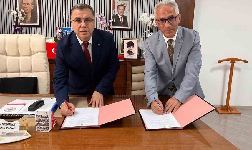 Afyonkarahisar'da şehitlik anıtlarının bakımı için iş birliği protokolü imzalandı