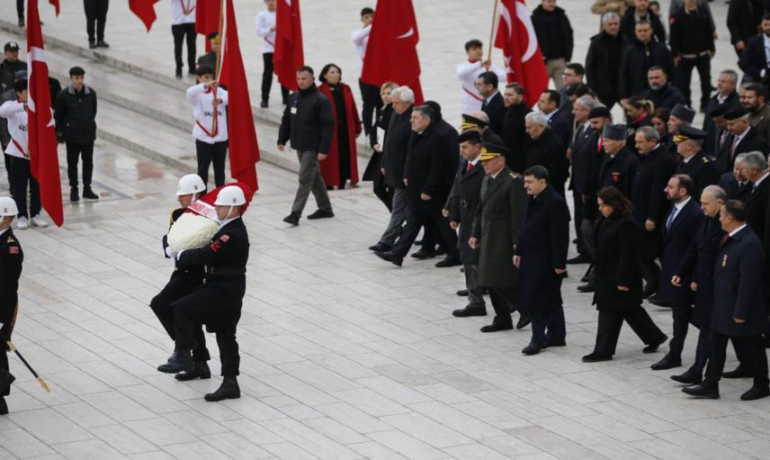 18 Mart’ta şehit oğlunu ziyaret etti: Acımın olduğu kadar da gururluyum