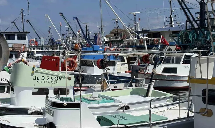 Rumeli Feneri'nde balıkçılar av sezonuna hazırlanıyor: Palamut bu yıl bol bekleniyor