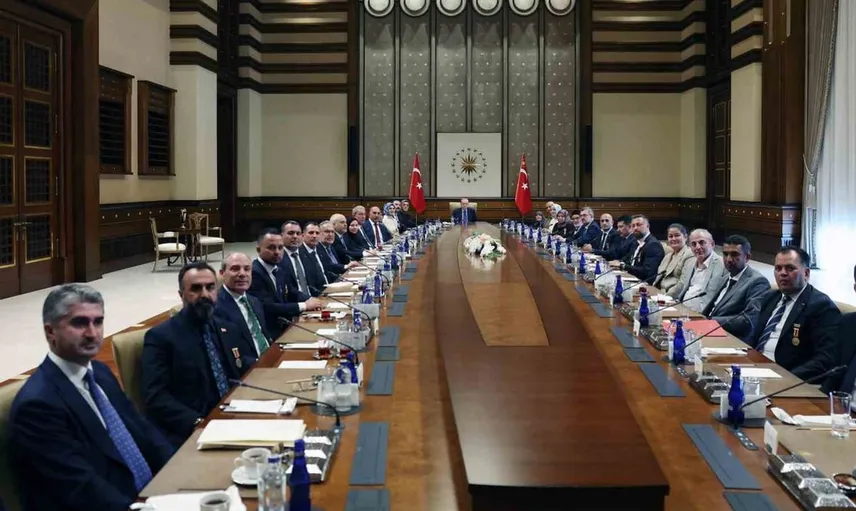 Cumhurbaşkanı Erdoğan, şehit aileleriyle bir araya geldi