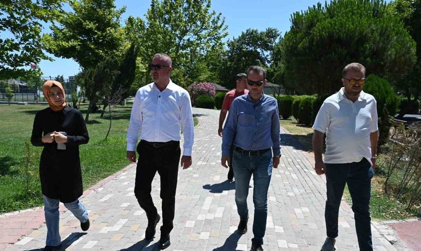 Karacabey'de parklara güvenlik kamerası kurulumu başladı