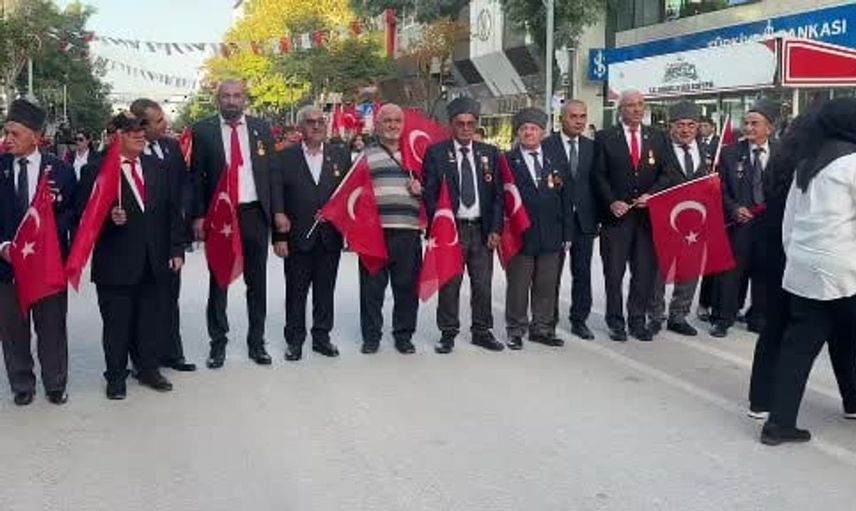 Burdur'da gaziler için kardeşlik yürüyüşü düzenlendi