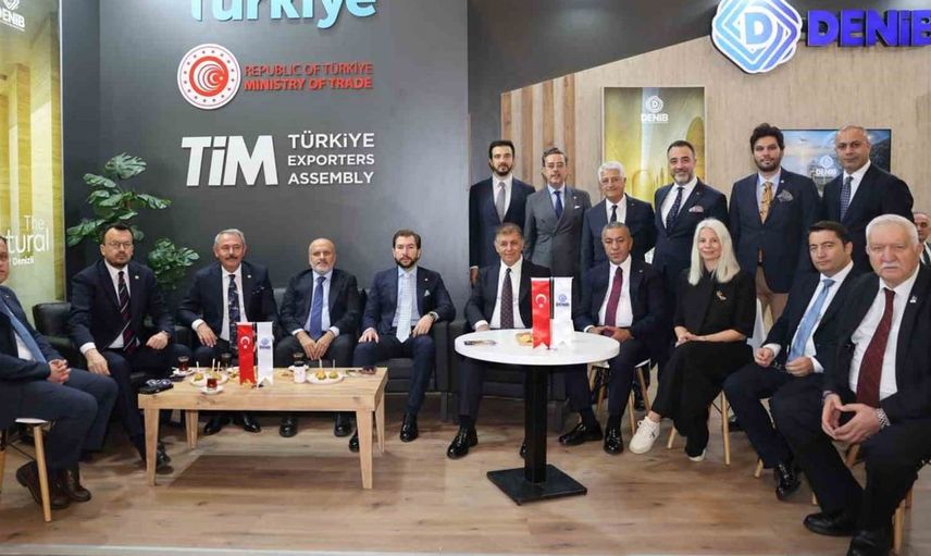 Denizli doğal taş sektörü, İtalya'da global arenaya adım attı