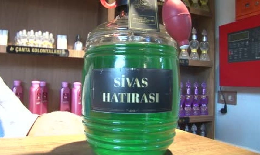 Sivas kalesinin kokusunu kolonya haline getirdi