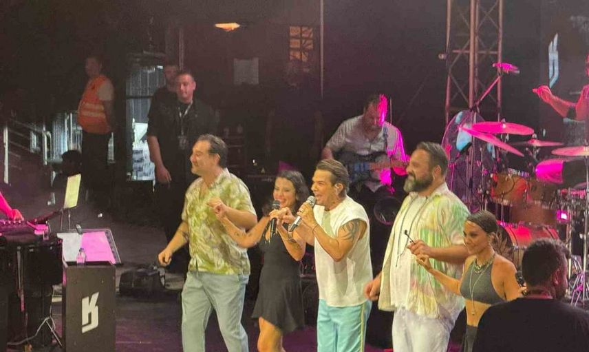 Kenan Doğulu, Marmaris'te unutulmaz bir konser deneyimi yaşattı