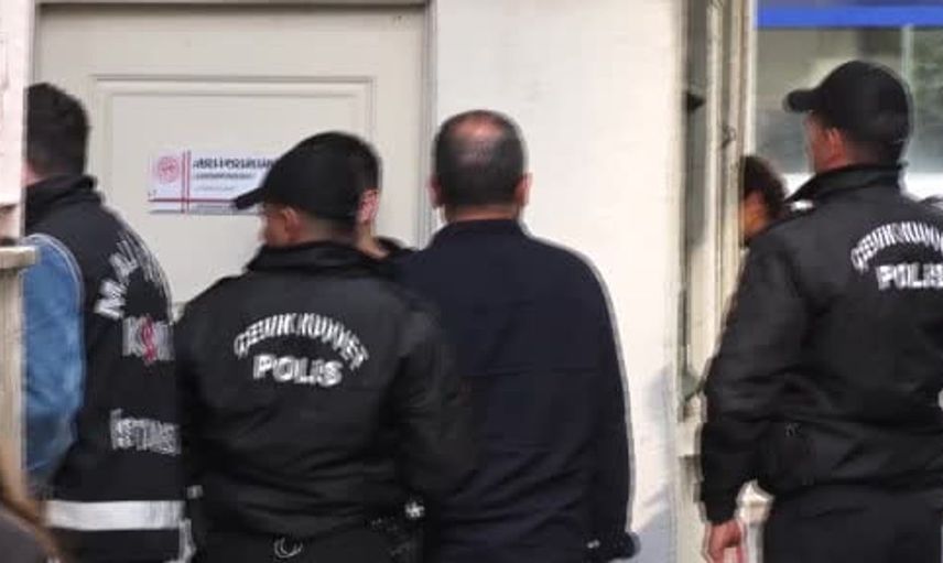 İstanbul'daki fon soruşturmasında gözaltına alınan 19 kişi adliyeye gönderildi