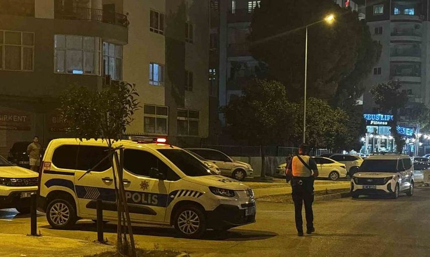 Adana'da huzur ve güven uygulamasıyla 62 aranan şahıs yakalandı