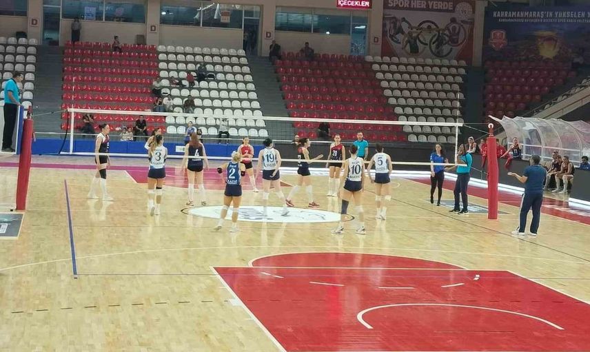 Kahramanmaraş büyükşehir belediyespor voleybol takımı galibiyetle döndü