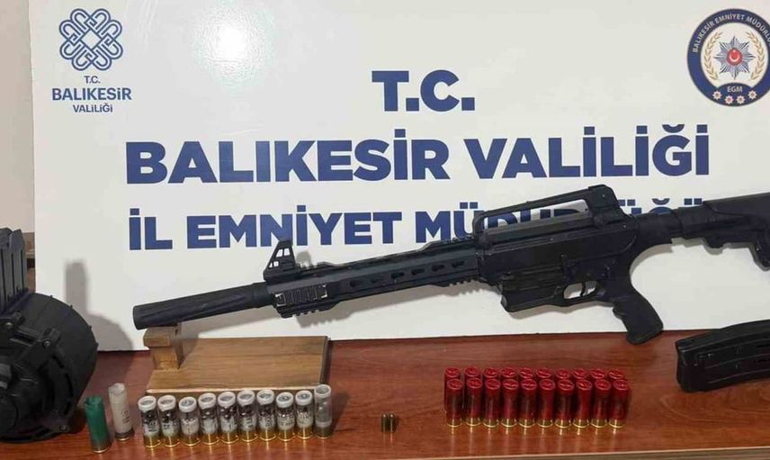 Biga'daki silahlı olayın şüphelisi Bandırma'da yakalandı