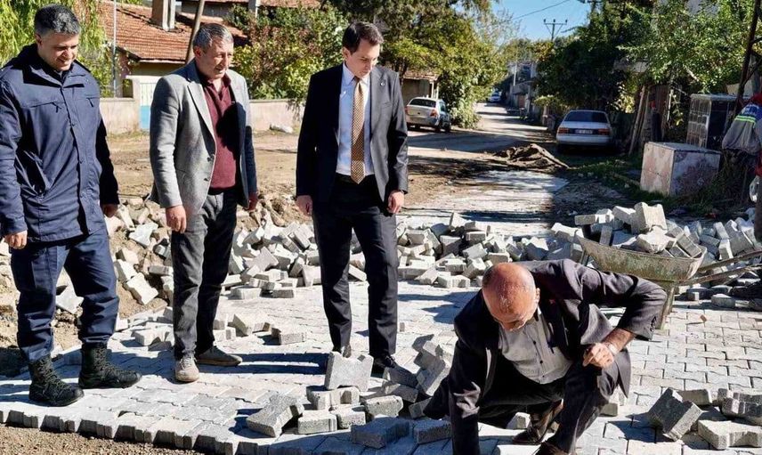 Hisarcık kaymakamı erkan atam'dan köylerdeki yapım çalışmalarına ziyaret