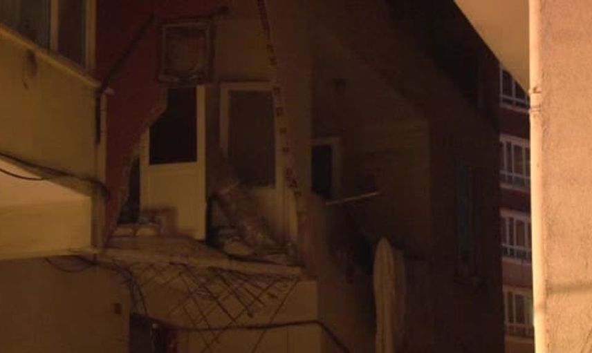 Güngören'de bir binanın balkonu çöktü, çevresi güvenlik amacıyla kapatıldı