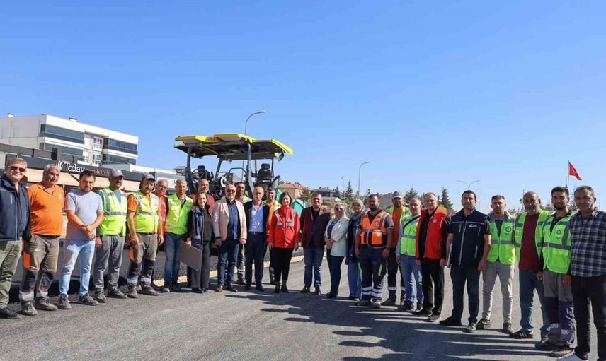 Eskişehir’de yeni ulaşım projeleri: 100. Yıl Bulvarı’nda asfalt çalışmaları tamamlandı