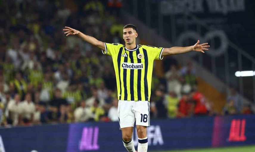 Fenerbahçe’nin yıldız futbolcusu Mert Müldür menisküs operasyonu geçirdi