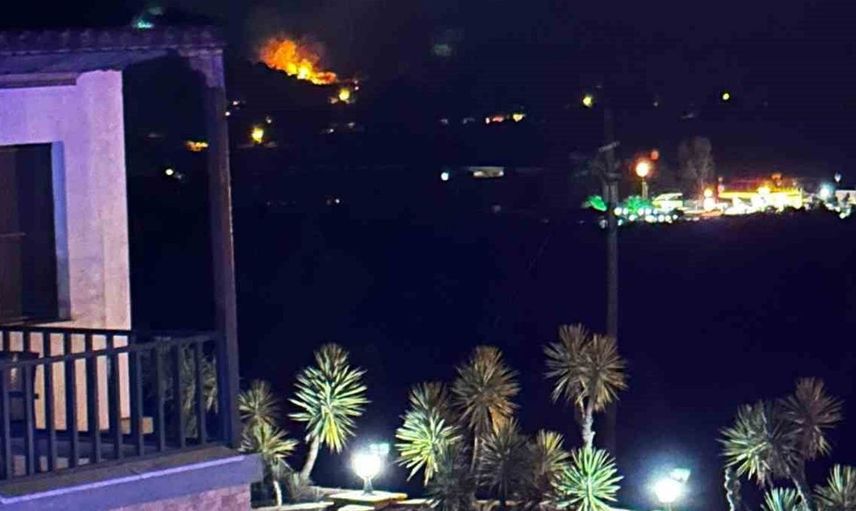 Muğla'da arazi yangını nedeniyle çok sayıda ekip sevk edildi