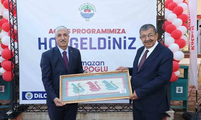 Hayati İnanç, Dilovası’nda yeni bir kütüphanenin açılışını gerçekleştirdi