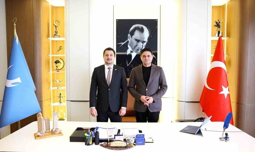 Serhat Sökmen liderliğindeki İzmir Barosu yönetimi, Aliağa’yı ziyaret etti