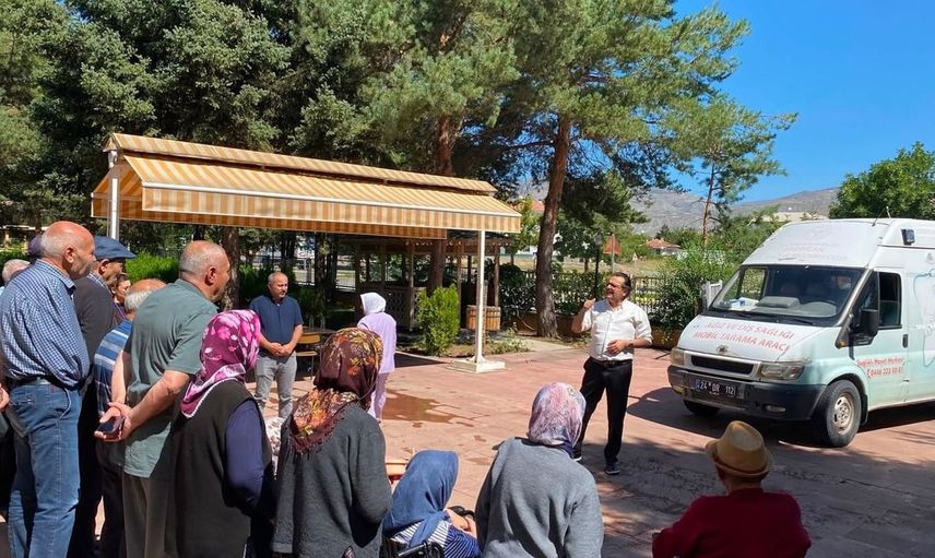 Erzincan'da yaşlılara sağlık eğitimiyle farkındalık kazandırıldı