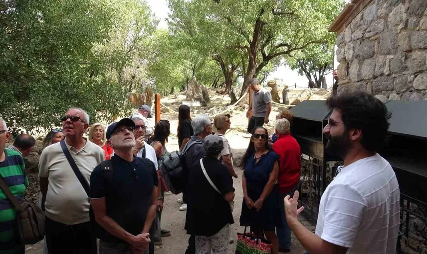Akdamar Kilisesi'nde 14. ayin coşkuyla başladı