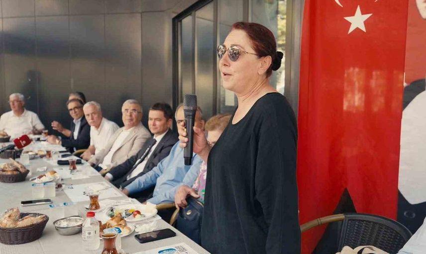 Başkan Aydın, Muradiye'de mahalle sakinleriyle bir araya geldi