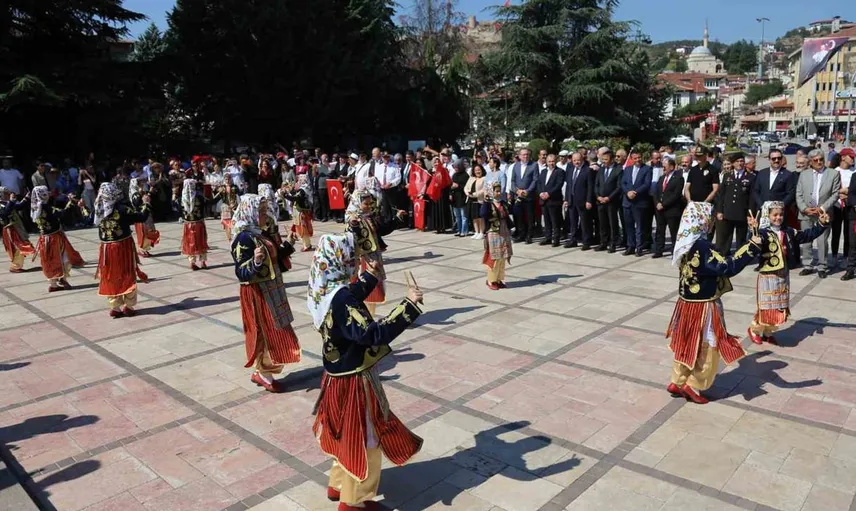 Atatürk'ün Kastamonu ziyaretinin 101. yılı çeşitli etkinliklerle kutlandı